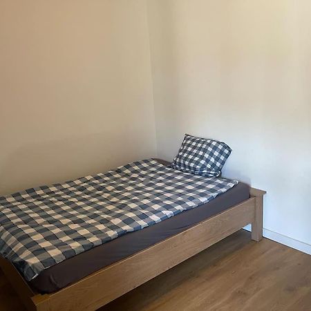 Lovely 1 Private Bedroom With Garden View Rotterdam Eksteriør bilde